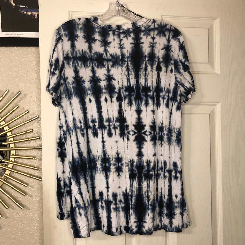 Rock & Republic Tie Dye Short Sleeve V-Neck Tee LG - Picture 7 of 8